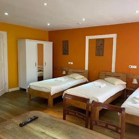 Gaestezimmer An Der Stadtmauer Pensionat