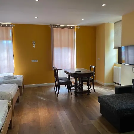 Pensionat Gaestezimmer An Der Stadtmauer Besigheim